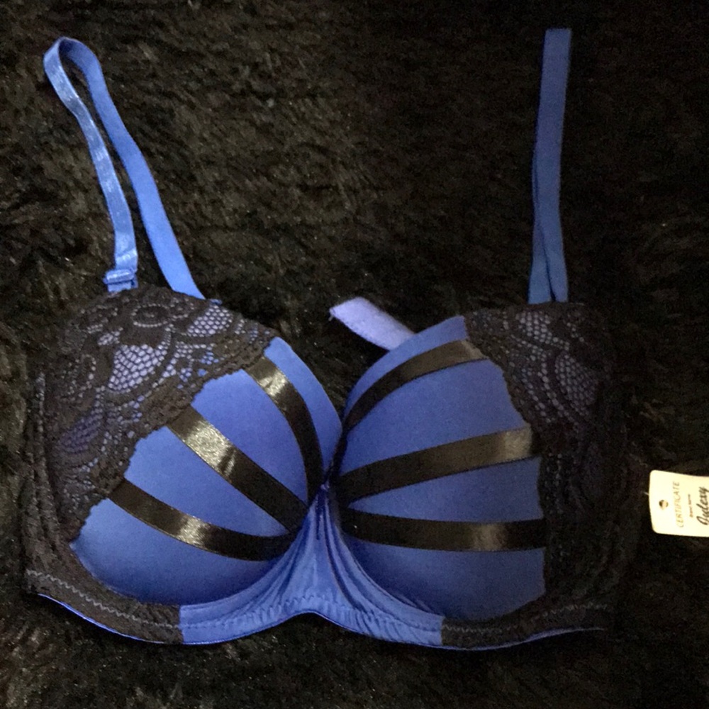 brand new bra